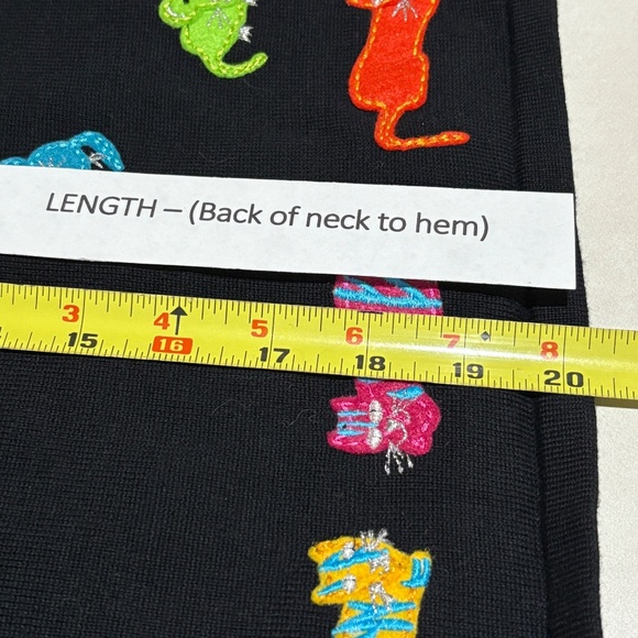 VTG Women’s Cat & Dog Cardigan Sweater Button front M.C.X. Sz L Black Novelty - Picture 7 of 10